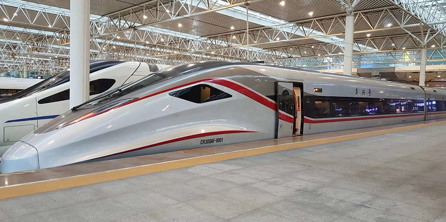 鐵路信號集中監(jiān)測系統(tǒng)  高鐵軌道信號智能設(shè)備  鐵路鐵路道岔融雪系統(tǒng)  鐵路防災(zāi)安全監(jiān)控系統(tǒng)  機車車輛電氣綜合柜  機車逆變電源、牽引電源